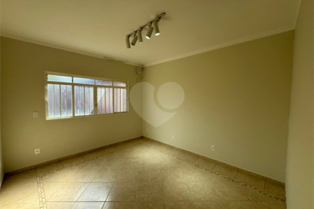 Imóvel comercial á venda, com 766m2 de terreno, em São Carlos-SP