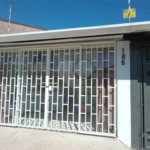 Casa térrea no Cidade Aracy .
