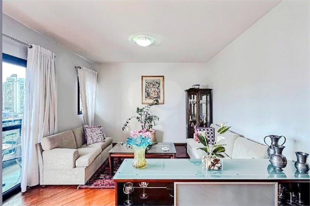 Apartamento à venda 4 dormitórios, 4 banheiros, 3 vagas, depósito. 2 aptos por andar. Torre única.No Anália Franco.