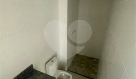 Apartamento à venda com 2 quartos, sendo 1 suíte,  em Vila Rosália, Guarulhos, SP
