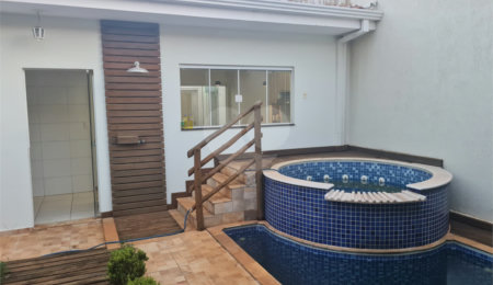 Casa à venda com 3 quartos, sendo 1 suíte, em Parque Fehr, São Carlos, SP