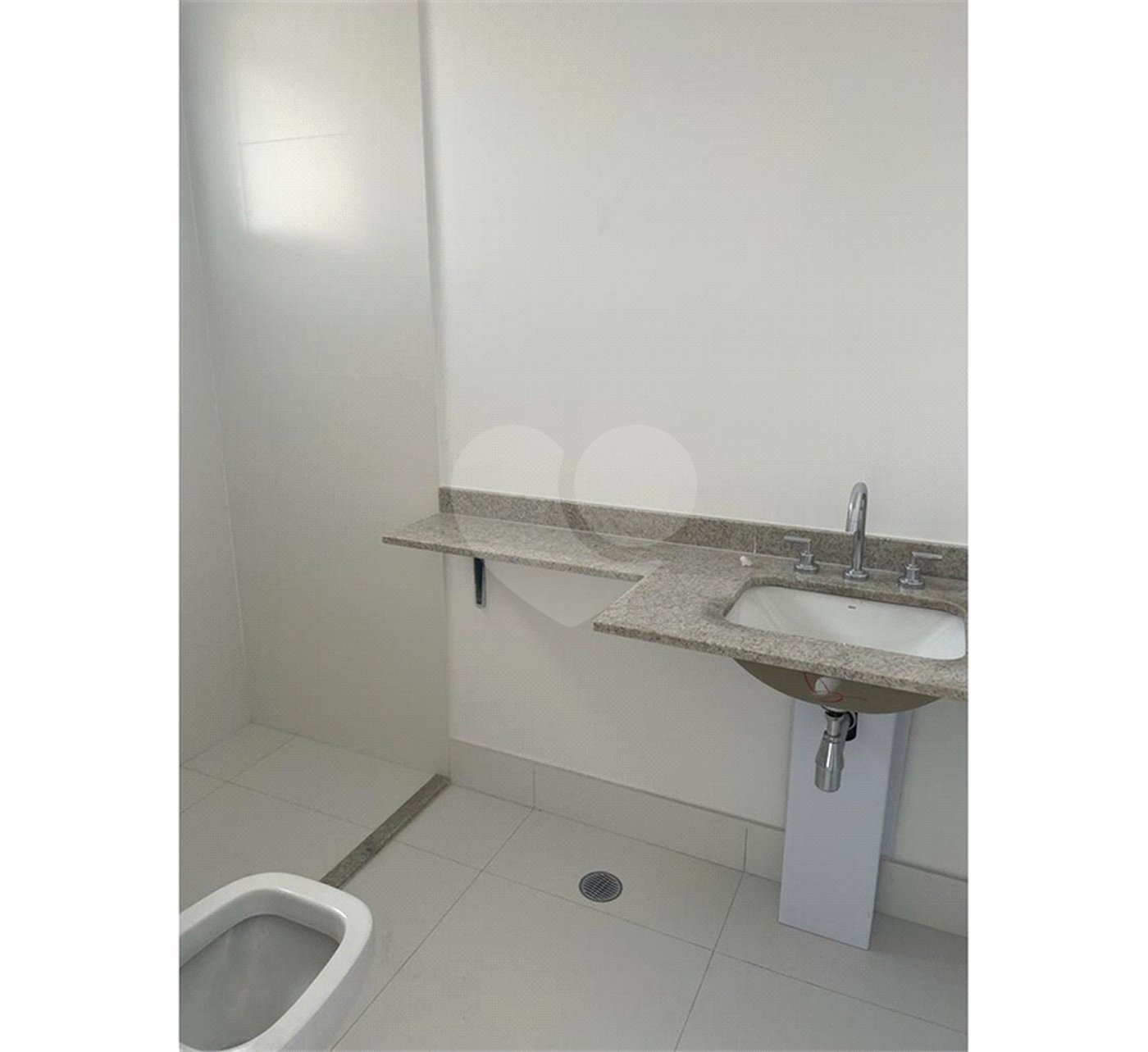 Apartamento à venda com 3 suítes em Campo Belo, São Paulo, SP