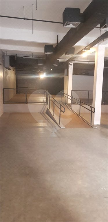PRÉDIO COMERCIAL PRÓXIMO A FARIA LIMA - SUPER REFORMADO