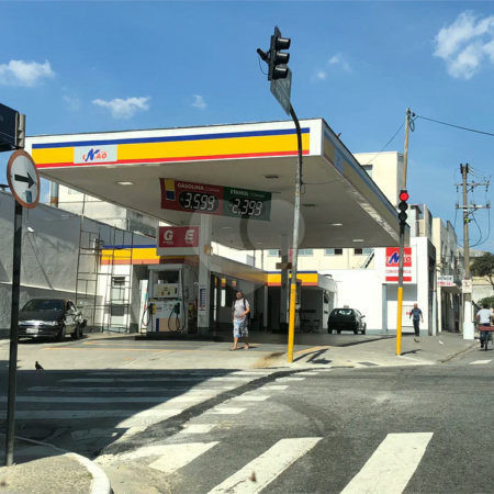 Espaço ideal para posto de gasolina, farmácia e loja no Bom Retiro
