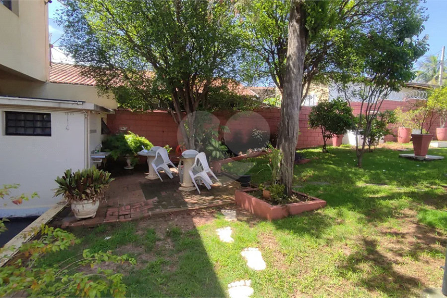 Apartamento à venda no Edifício Amarante no Bairro Jaraguá em Piracicaba - SP.