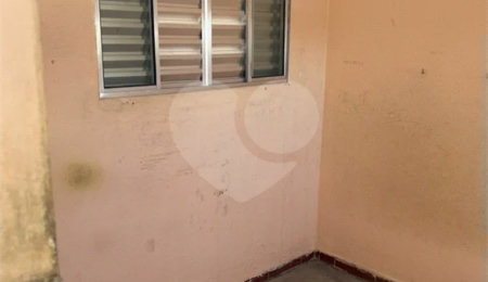 Casa à venda com 4 quartos em Itaim Paulista, São Paulo, SP