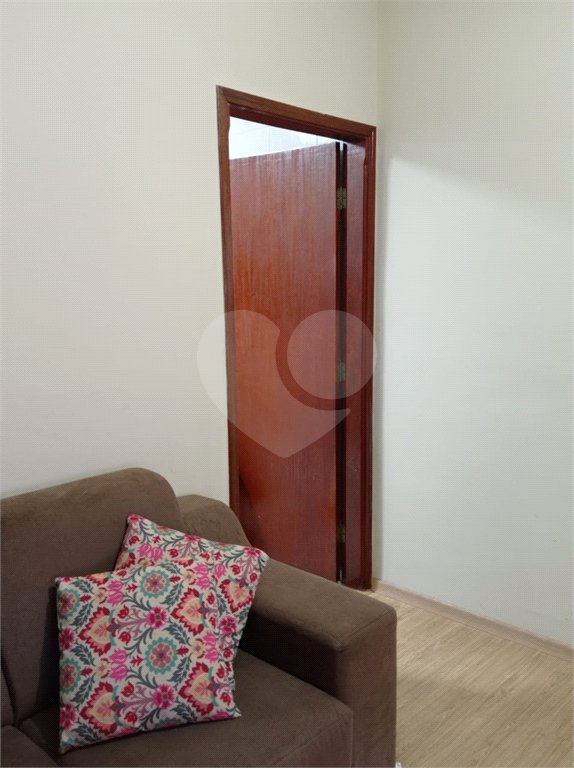 Apartamento com 2 dormitórios