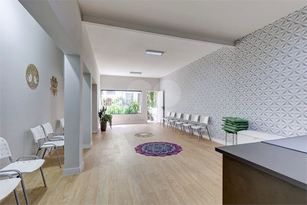 Sobrado à venda com 3 quartos, sendo 1 suíte, em Chácara Santo Antônio, São Paulo, SP