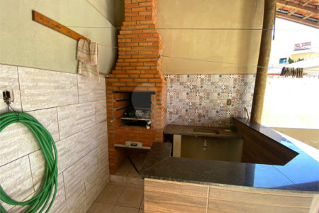 Casa/sobrado para venda com piscina no Santa Felícia Jardim