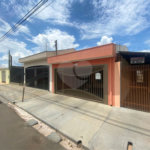Casa térrea no Jardim Beatriz.