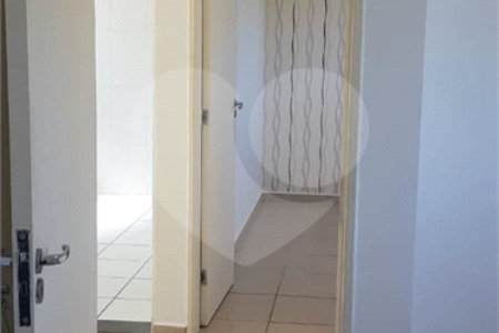 Apartamento com 2 dormitórios.