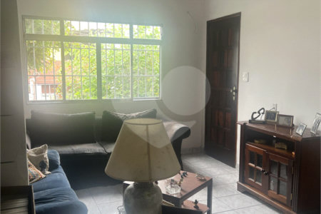 Sobrado á venda - Cidade Ademar