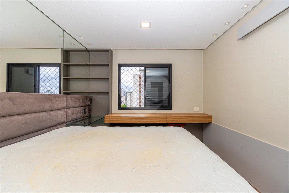 Apartamento à venda com 3 quartos, sendo 1 suíte, em Chácara Santo Antônio, São Paulo, SP