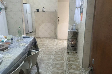 Sobrado à venda na Mooca – 3 dormitórios sendo 1 suíte e 4 vagas de garagem Próximo ao Metrô Bresser Mooca