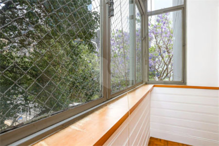 Apartamento na Bela Vista com 228m² 3 dormitorios Aceita e estuda Permuta.