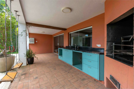 Casa à venda com 6 quartos, sendo 4 suítes,  em Morumbi, São Paulo, SP