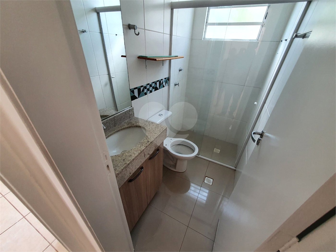 Apartamento no Condomínio Parque Alamo.
