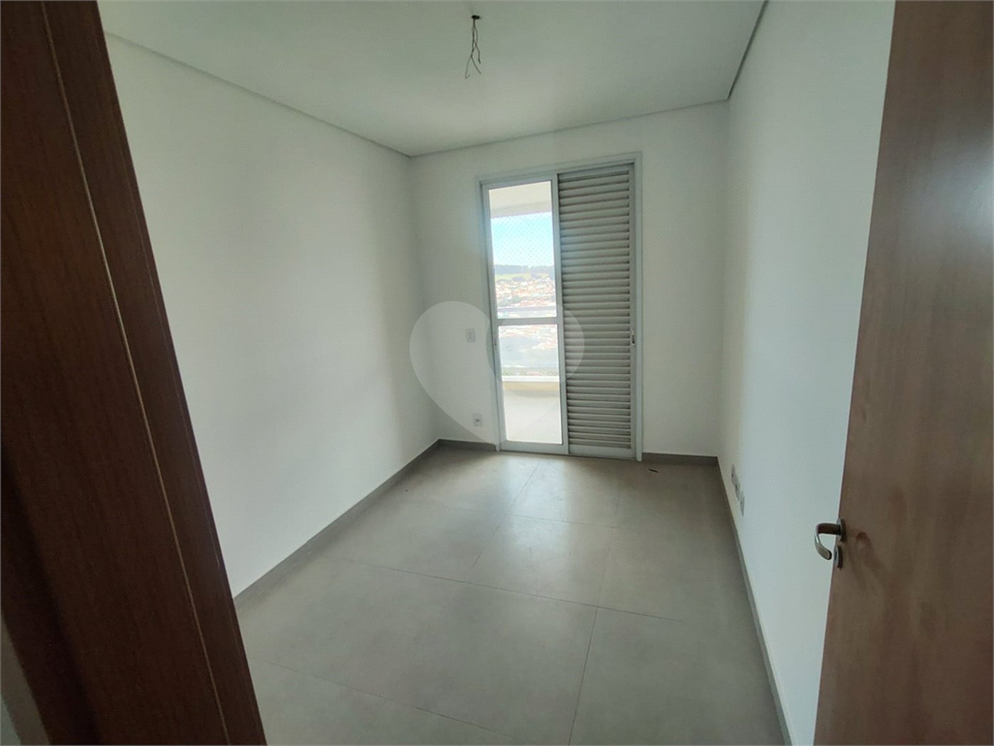 Apartamento com condomínio de clube 3 Dormitórios e 1 Suíte