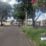 Vende-se terreno com 2 casas no Vila Boa Vista I