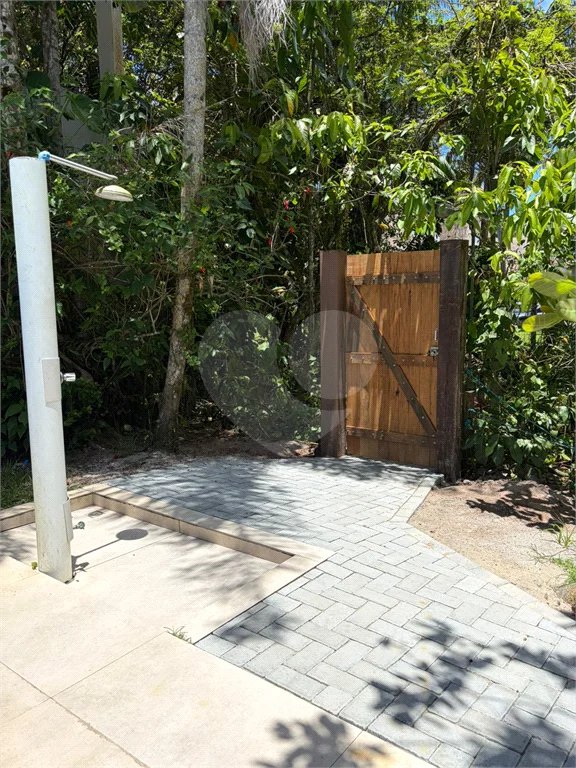 Casa à venda com 6 quartos, sendo 3 suítes, em Costa do Sol, Bertioga, SP