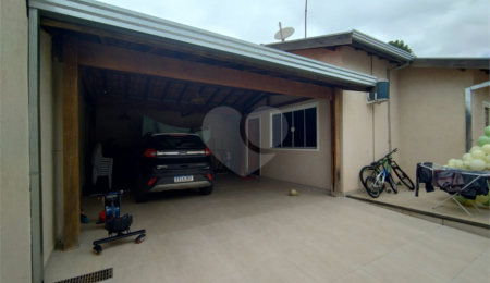 Casa à venda com 3 quartos, sendo 1 suíte, em Jardim Embaré, São Carlos, SP