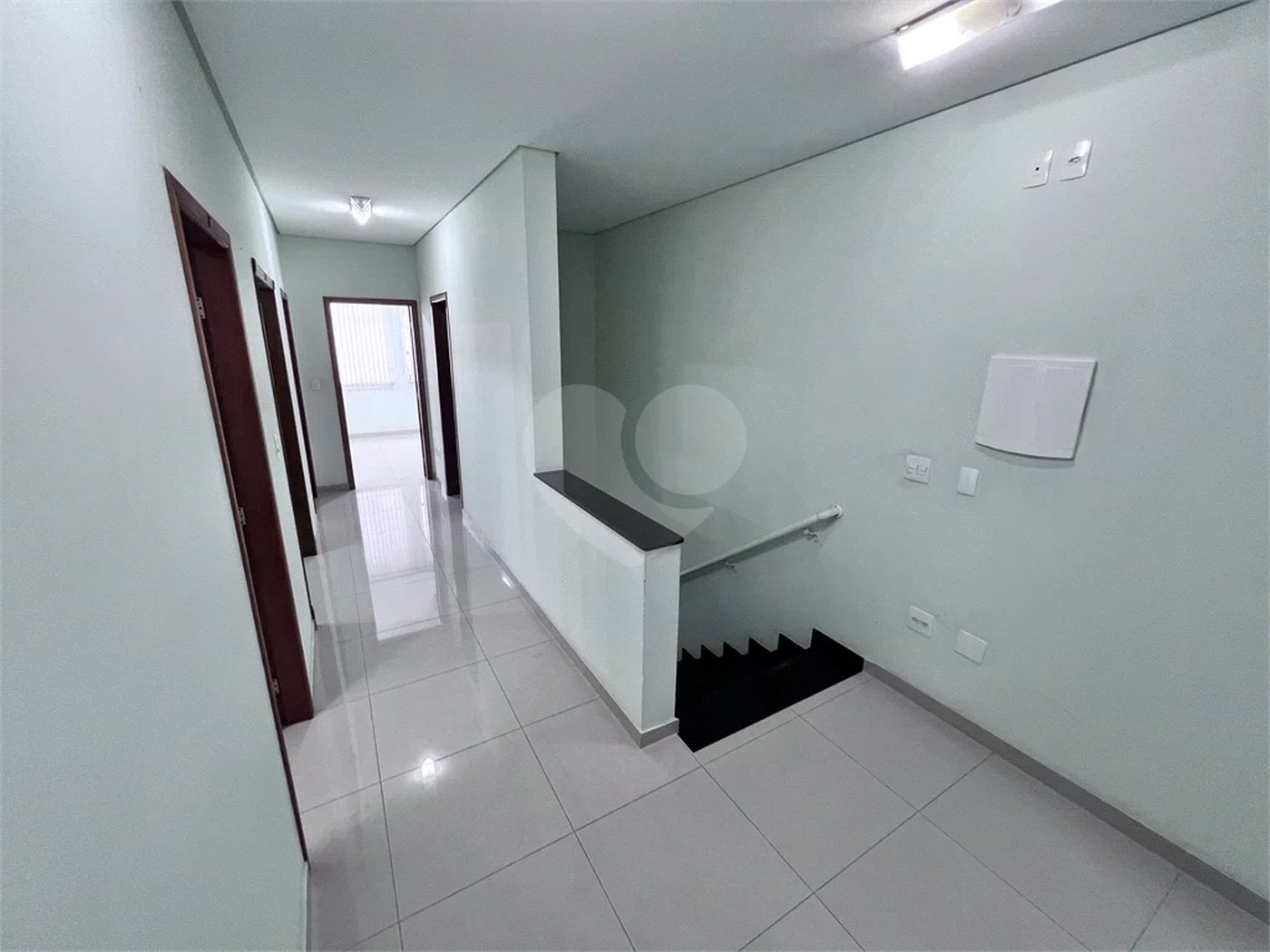 Prédio Comercial de Alto Padrão - 253m², 5 Salas, 5 banheiros , 3 Vagas , à venda na Moóca