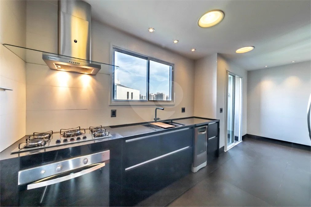 Vila Clementino - 161 m² | 2 dormitórios, com possibilidade de 3 | suíte master | 3 vagas | depósito