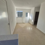 Indaiatuba - Sp - Vila Vic Florença - R$ 290.000,00 - Apartamento de 48m²,, no andar de cima, dois quartos, um banheiro, cozinha e sala, uma vaga de garagem. Condomínio fechado. Apartamento está do jeito que foi entregue . Area de lazer no condominio - Área do condomínio: Churrasqueira