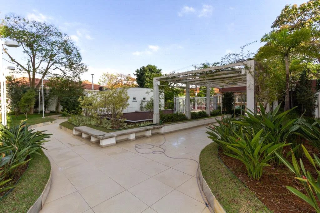 Apartamento à Venda em frente ao Parque Chácara do Jóquei! Futura Estação Metrô Parque do Jóquei.