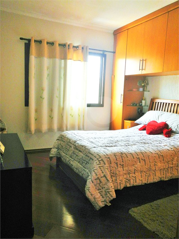 Sobrado à venda na Saúde c/175m2 - 3 Quartos/1 Suíte/ 2 Vagas na garagem