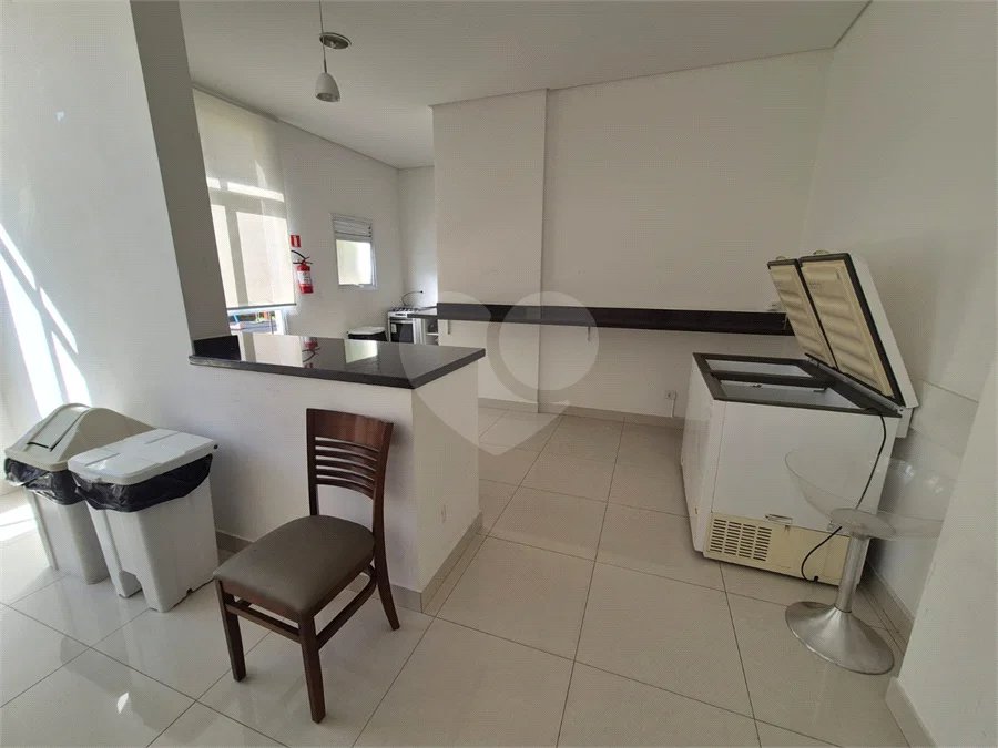 Apartamento Vila Mariana ,2 dormitórios sendo 1 suíte e 2 vagas.