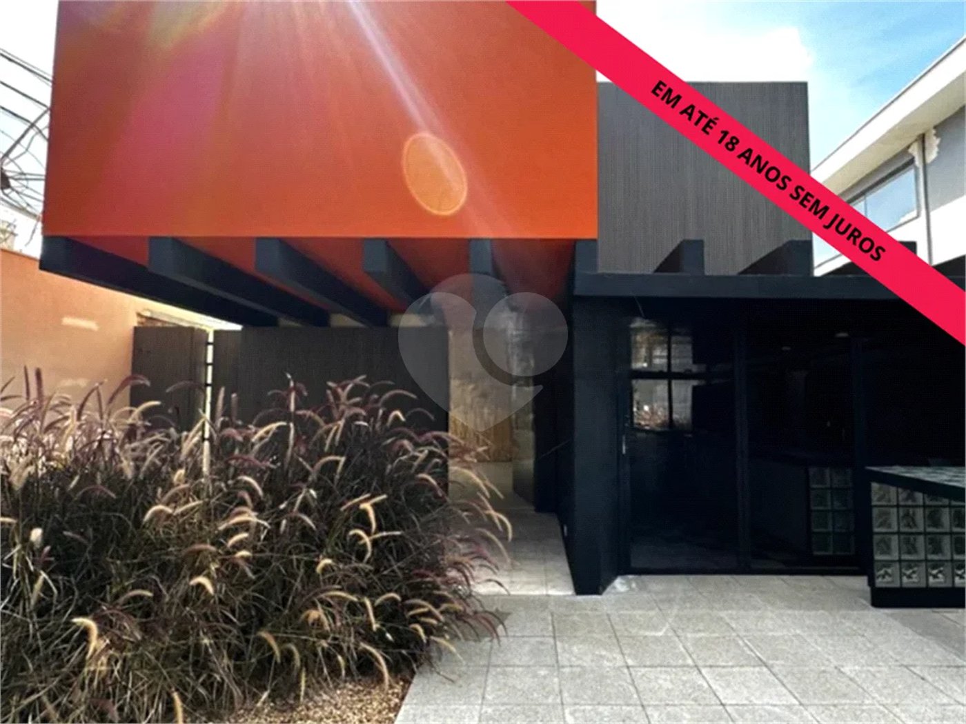Casa Comercial disponível para venda e locação no Bairro Cidade Jardim em Piracicaba - SP.