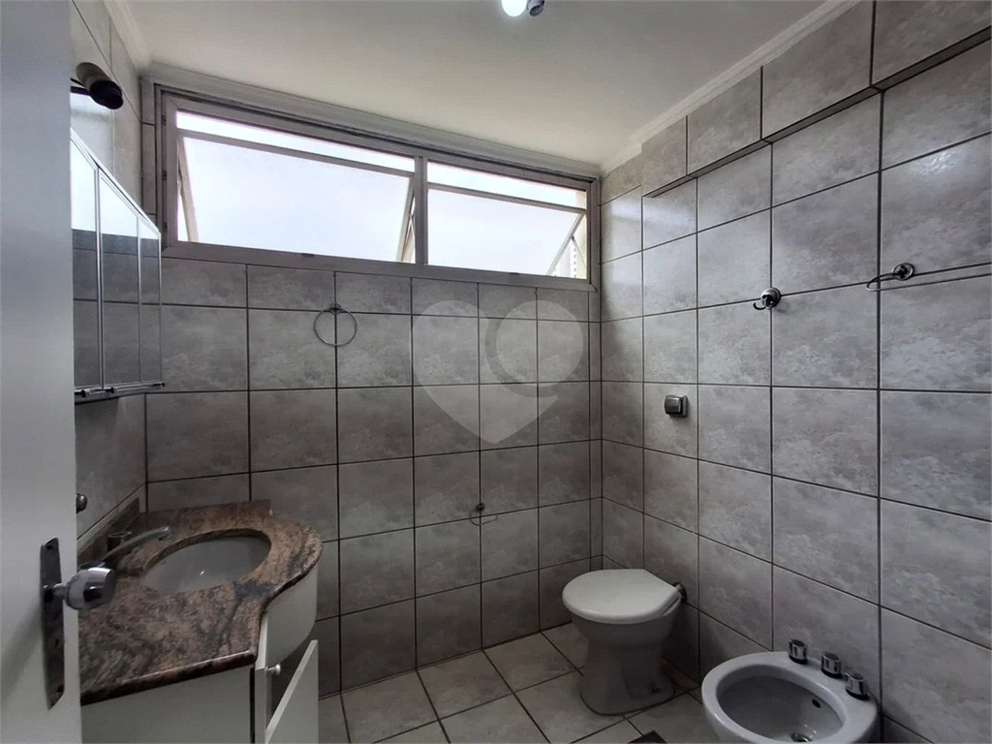 Apartamento a venda na Vila Clementino com dois dormitórios