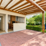 Apartamento com 2 dormitórios e 1 vaga em Nova Petrópolis, com piscina, academia, brinquedoteca, churrasqueira e portaria 24 horas. Excelente localização.