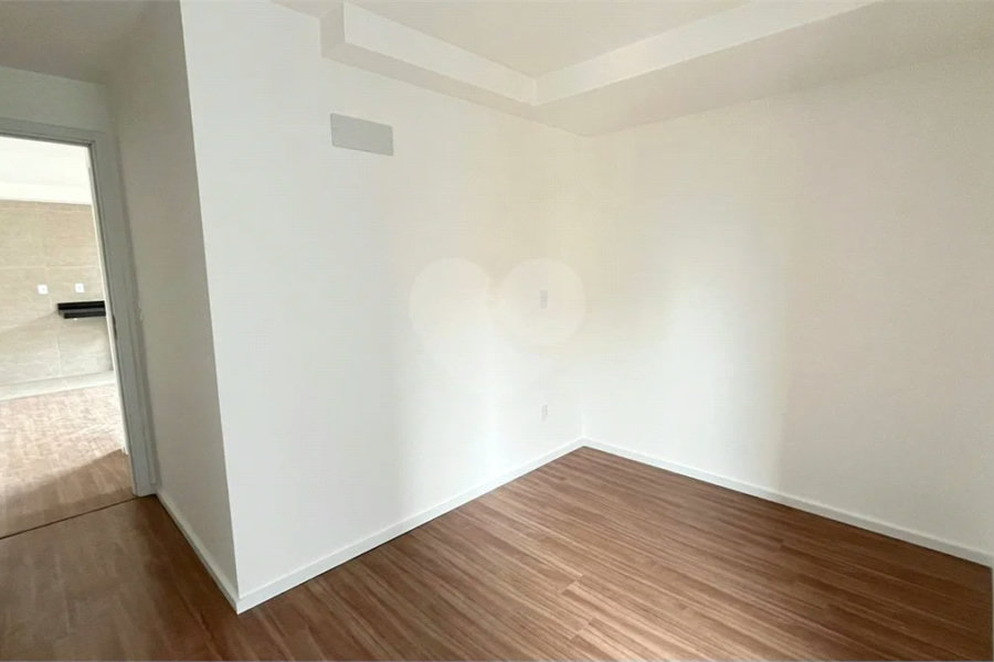 Apartamento à venda com 2 quartos, sendo 1 suíte, no Centro, Poços de Caldas - MG