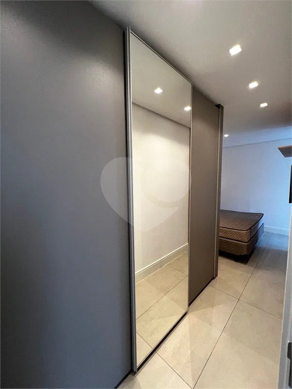 Linda Cobertura Duplex para venda no Jardim Paulista com 87,45 m² decorada!