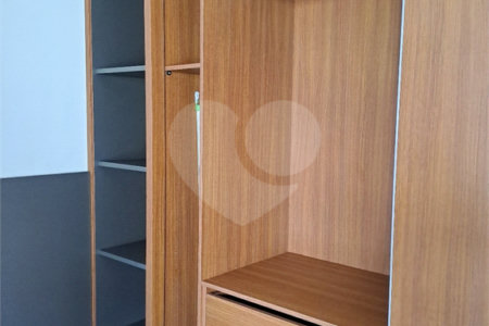 Apartamento no Centro com lazer completo.