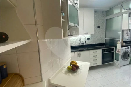 Apto no Melhor da Mooca 2 quartos 1 suíte 1 vaga varanda Aceita casa/sobrado na Moóca Estuda Permuta