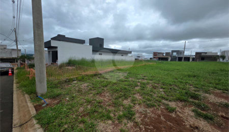 Terreno à venda no condomínio Residencial Villeneuve, São Carlos - SP