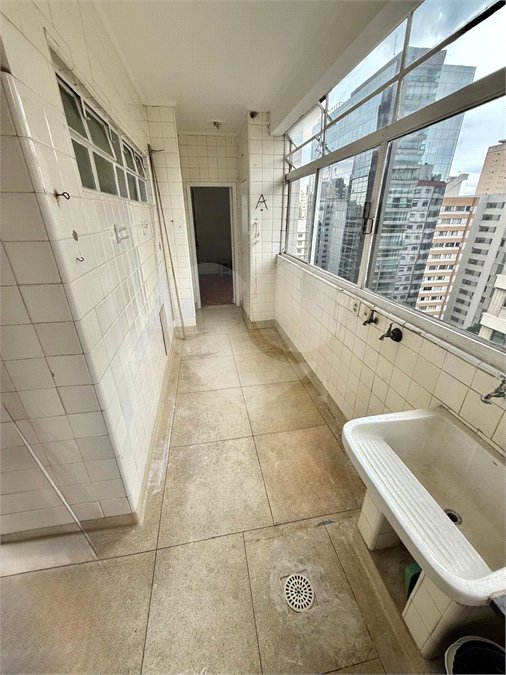 Amplo Apartamento no Paraíso!