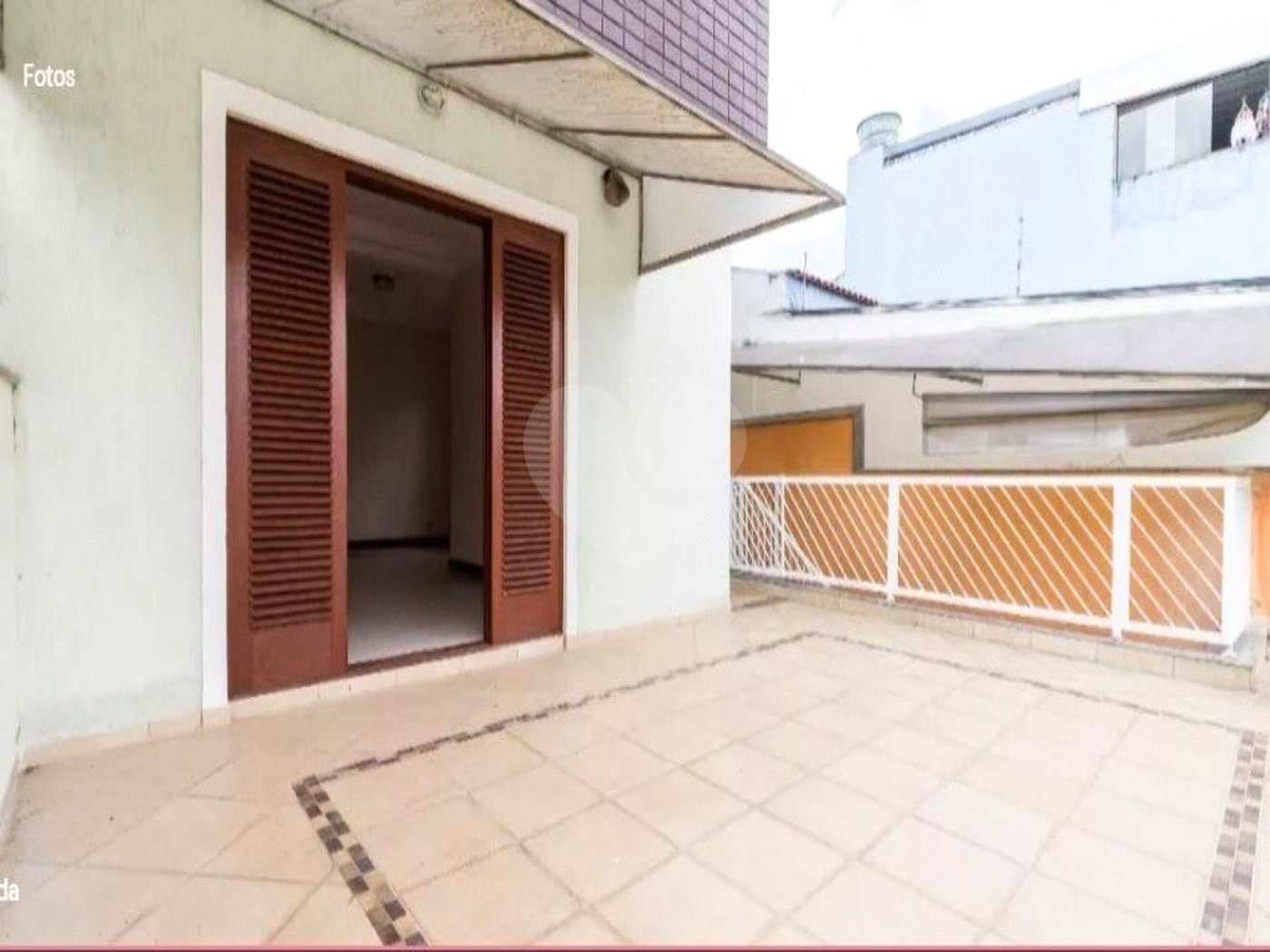 Casa com 203m² , 4 dormitórios , sendo 3 suítes , 2 vagas , à venda na Vila Formosa.