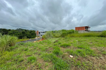 Terreno à venda no condomínio Vila Rea, Louveira - SP