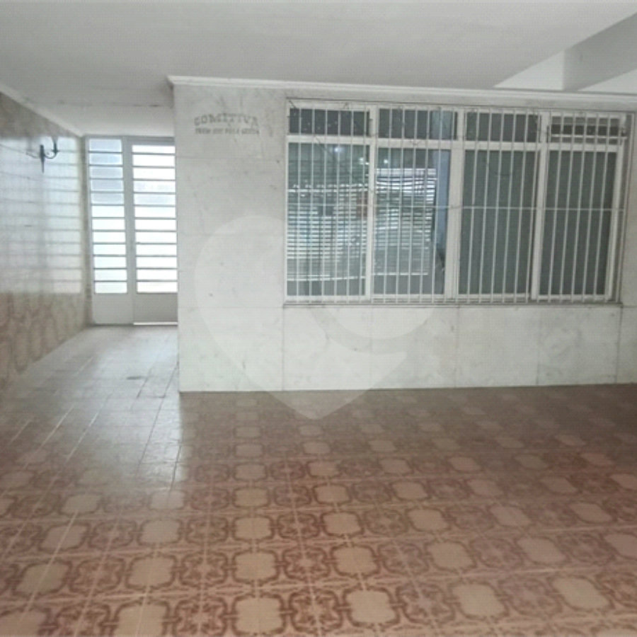 Casa á venda com 3 quartos e 2 vagas no Jardim Vila Galvão