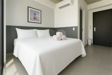 Apartamento com 18 m², 1 quarto, à venda na Bela Vista