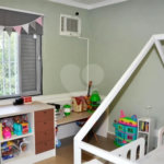 Casa à venda com 4 quartos em Vila Fiat Lux, São Paulo