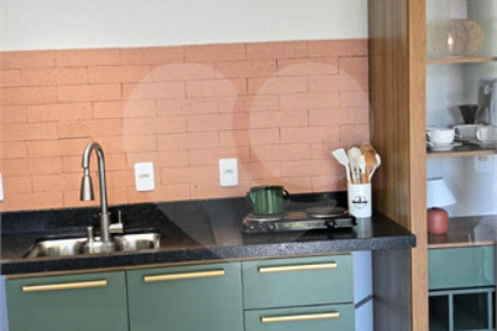 Studio Reformado com Varanda e Lazer Completo 33m2 Campos Elíseos Mobiliado