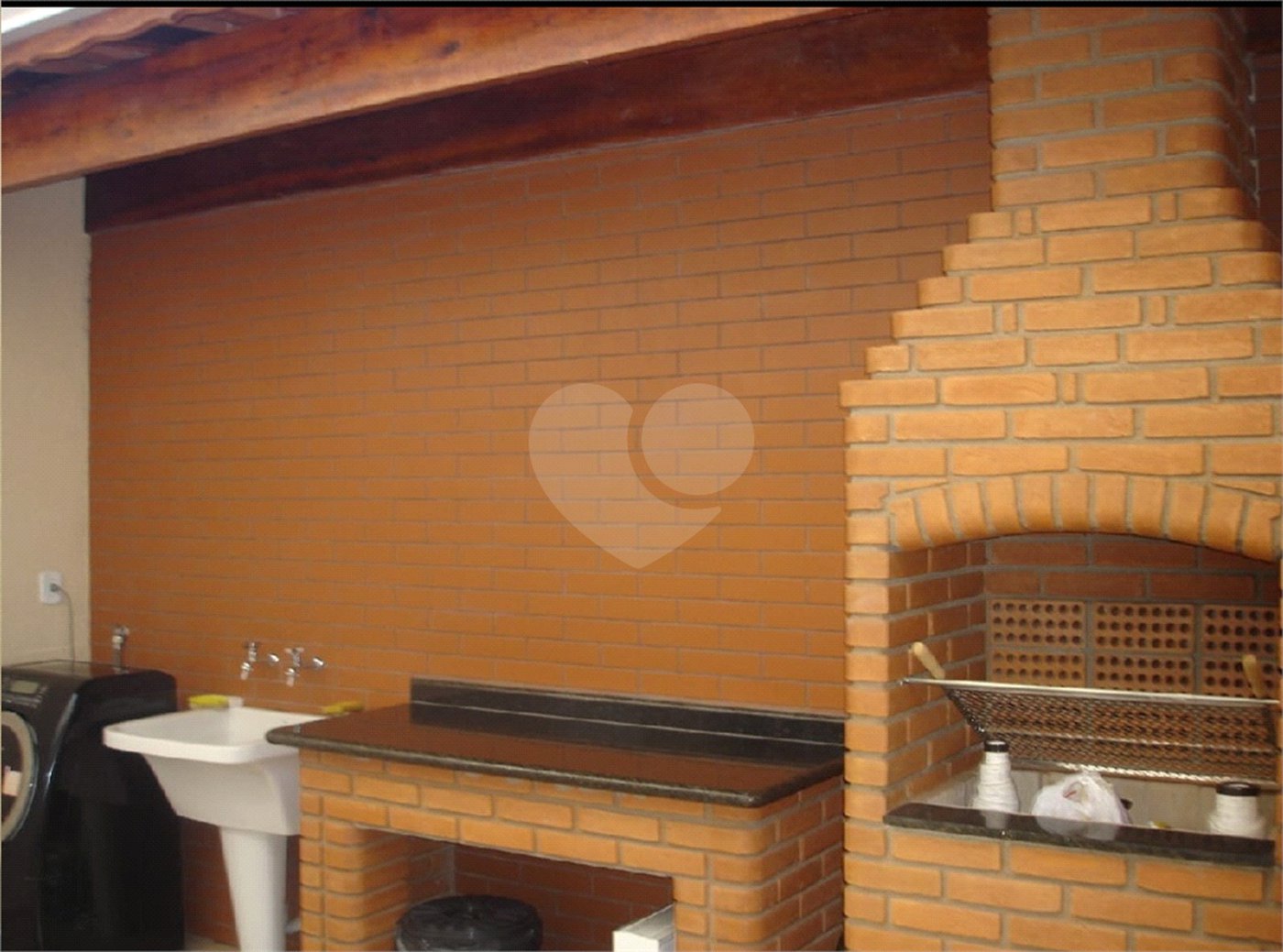 Casa Reformada 106 m² com 3 Dormitórios 2 suítes 2 vagas 3 banheiros e Espaço Gourmet na Vila Vera/SP Estuda permuta.