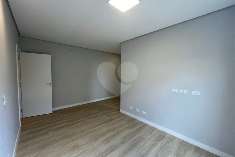 Excelente Casa Plana no Condomínio Bela Vista