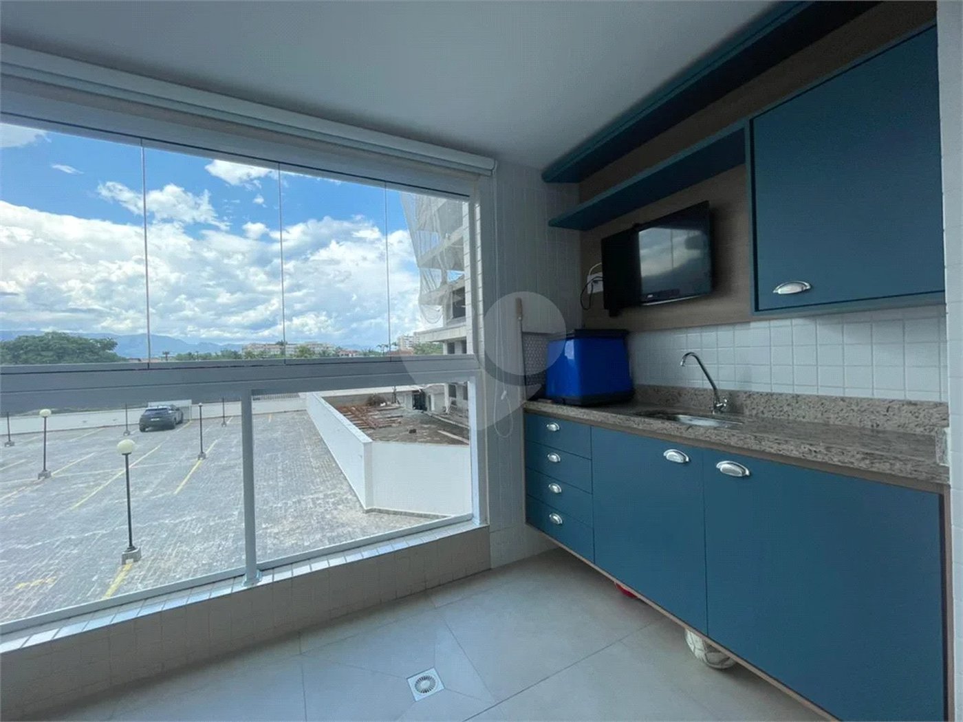 Apartamento para alugar com 2 quartos, sendo 1 suíte, no Centro, Bertioga, SP
