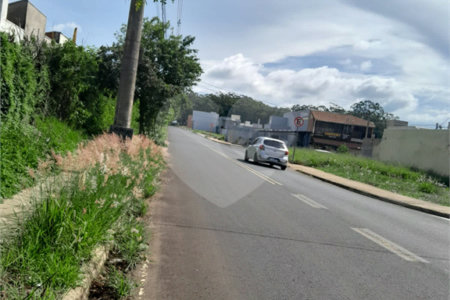 Terreno para venda no Parque dos Flamboyant em São Carlos.